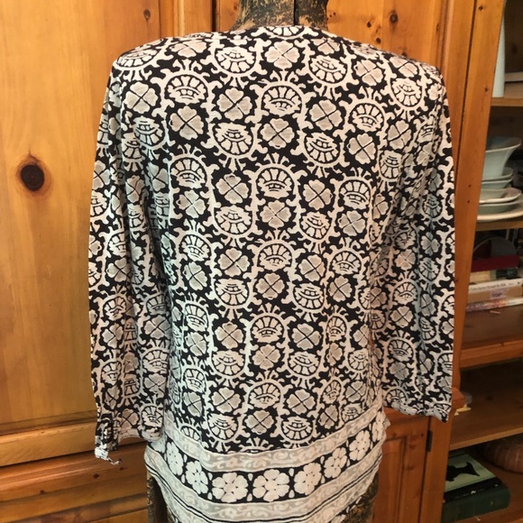 Tan and black floral Lucky Brand top - Picture 4 of 4